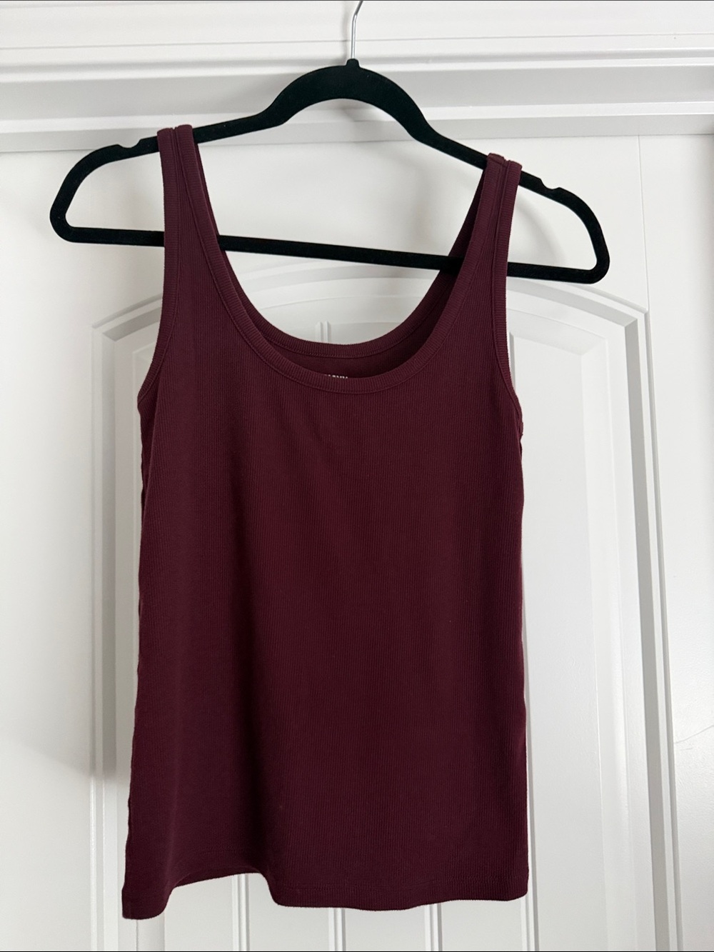 Old Navy Women's Ribbed Scoop Tank Top - Burgundy